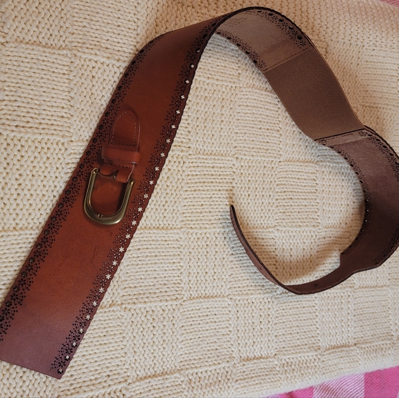 Genuine Leather Belt with Elastic, and Floral trim cutout - Picture 1 of 9